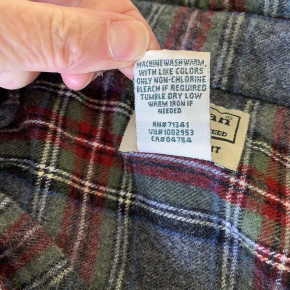 LL Bean Men's Medium Long Sleeve Cotton Flannel Shirt Traditional Fit Plaid - Picture 6 of 6